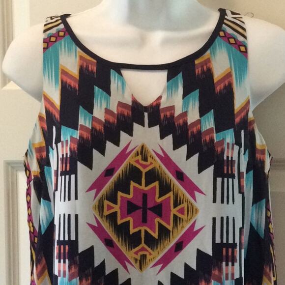 Southwestern Tribal Print Dress Juniors Small - Picture 2 of 4
